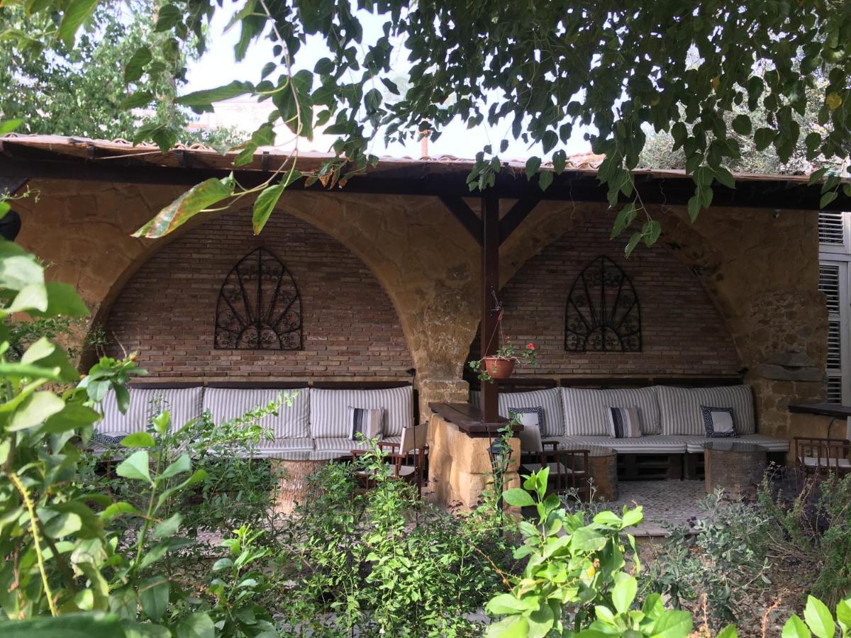 Palm Garden Guest House Никосия Экстерьер фото