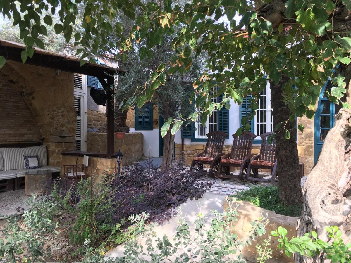 Palm Garden Guest House Никосия Экстерьер фото