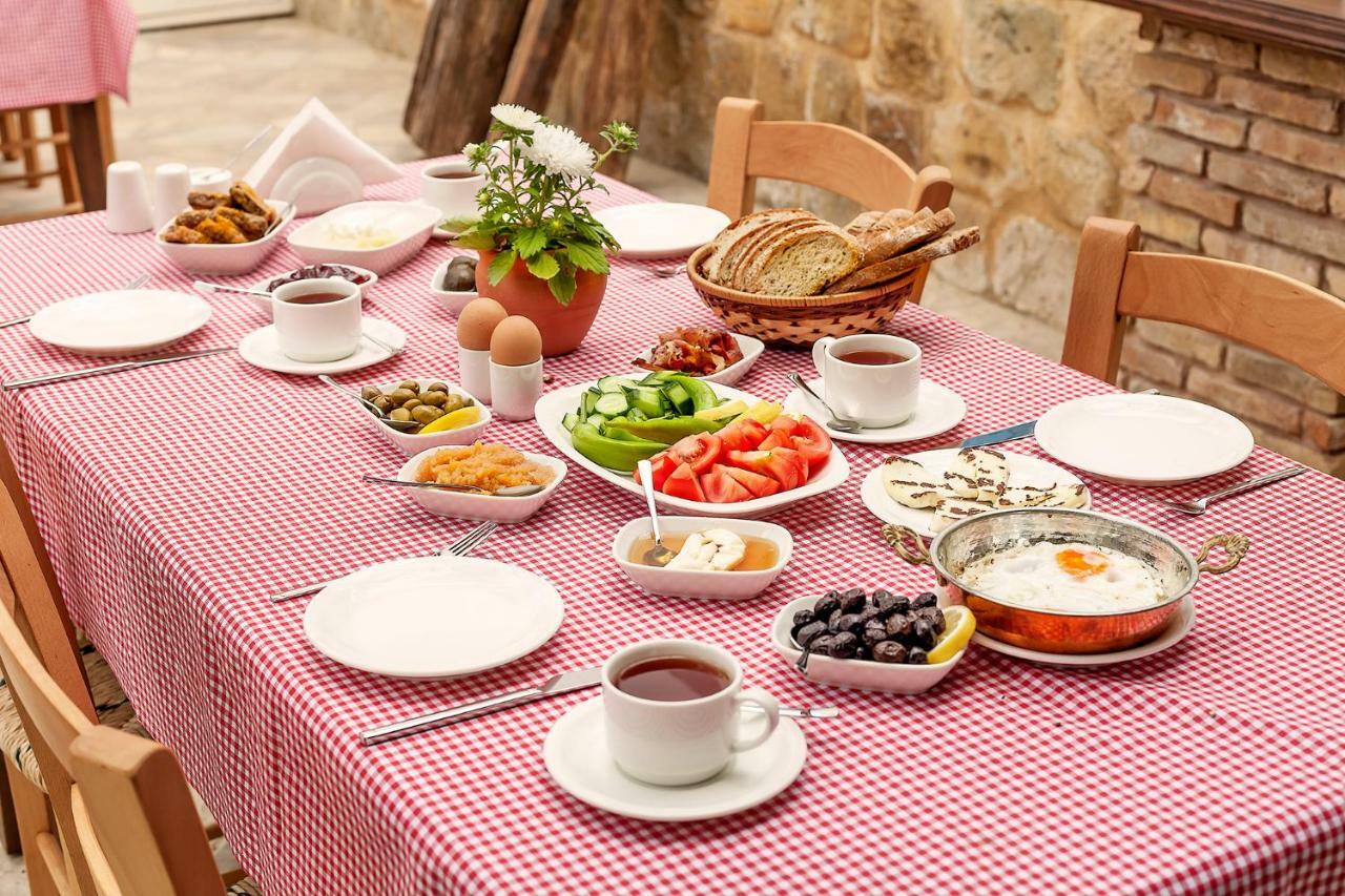 Palm Garden Guest House Никосия Экстерьер фото