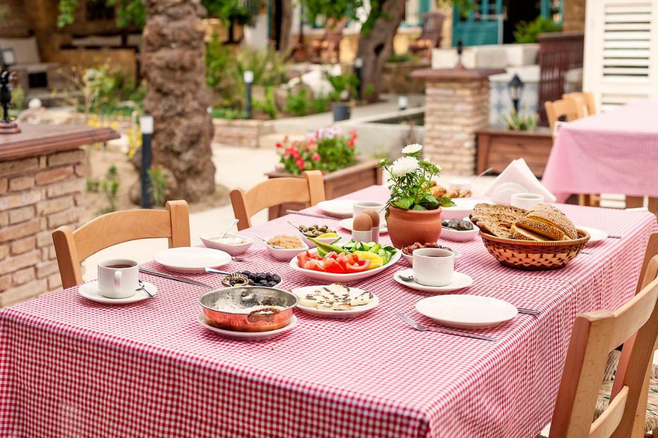 Palm Garden Guest House Никосия Экстерьер фото