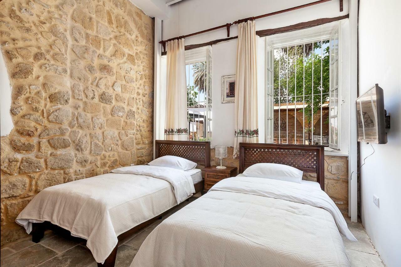 Palm Garden Guest House Никосия Экстерьер фото