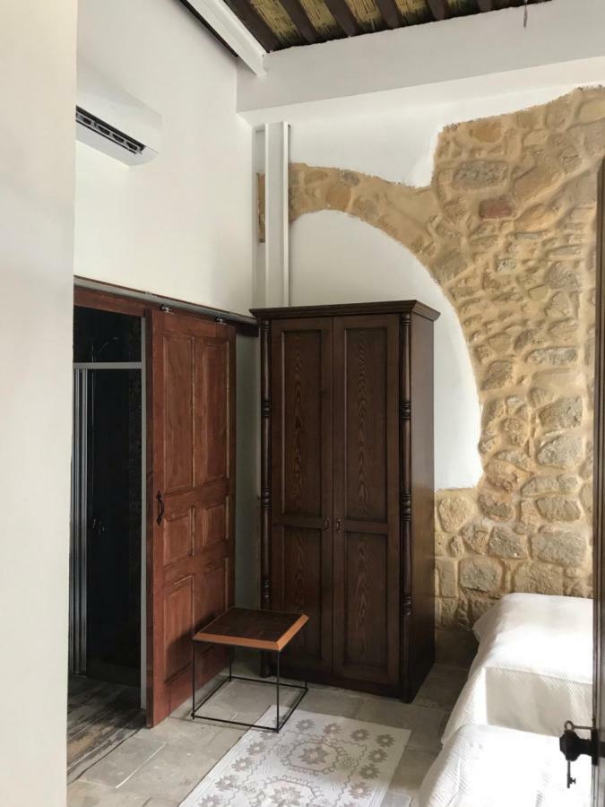 Palm Garden Guest House Никосия Экстерьер фото