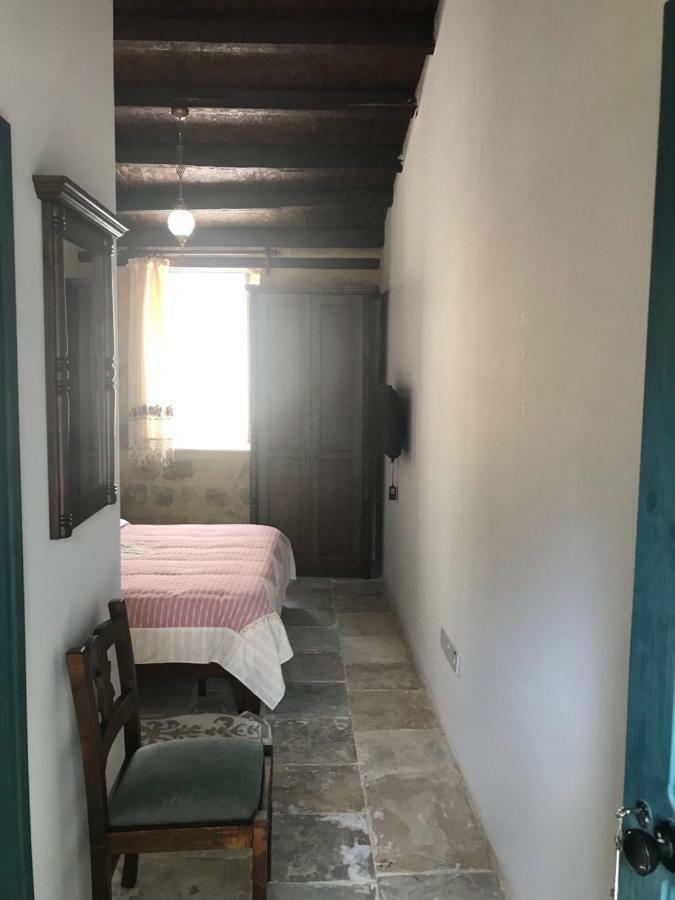 Palm Garden Guest House Никосия Экстерьер фото