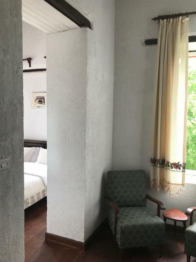 Palm Garden Guest House Никосия Экстерьер фото