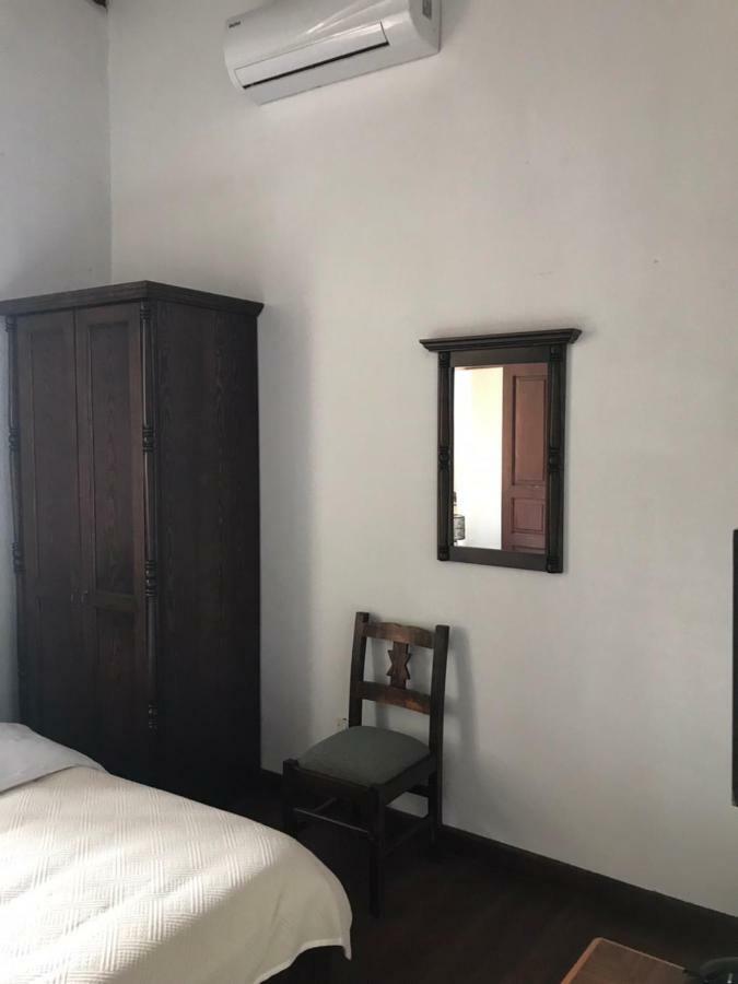 Palm Garden Guest House Никосия Экстерьер фото